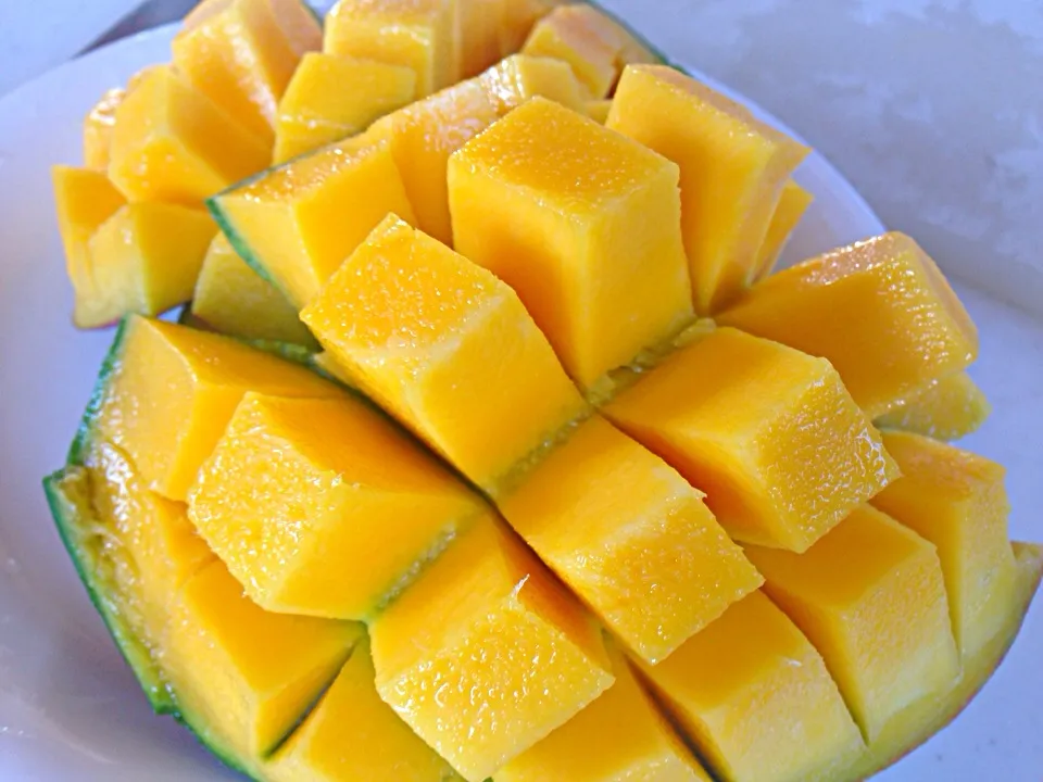 Snapdishの料理写真:Fresh mango|viviさん