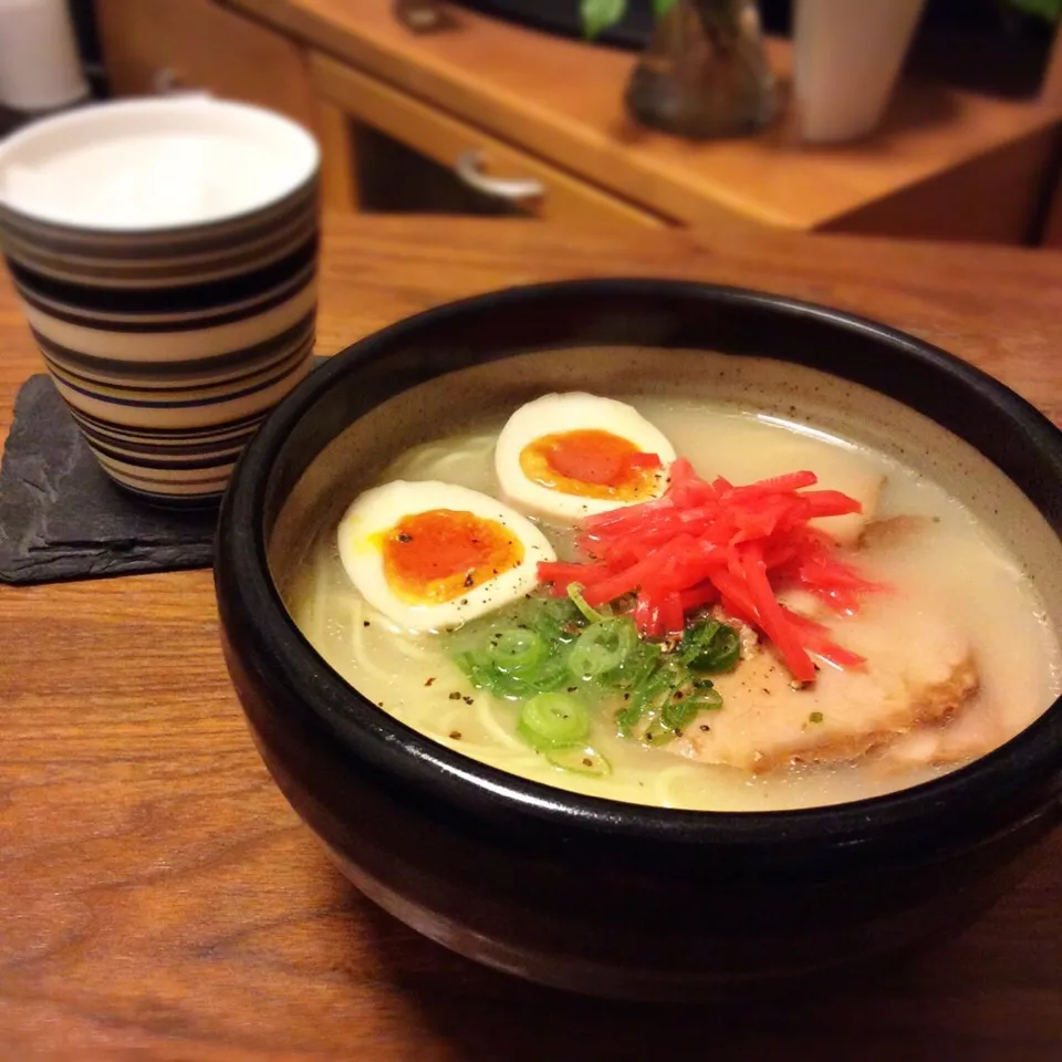 マルタイの屋台とんこつ味棒ラーメンで 味玉とんこつラーメン 2016.7.31|キラ姫さん