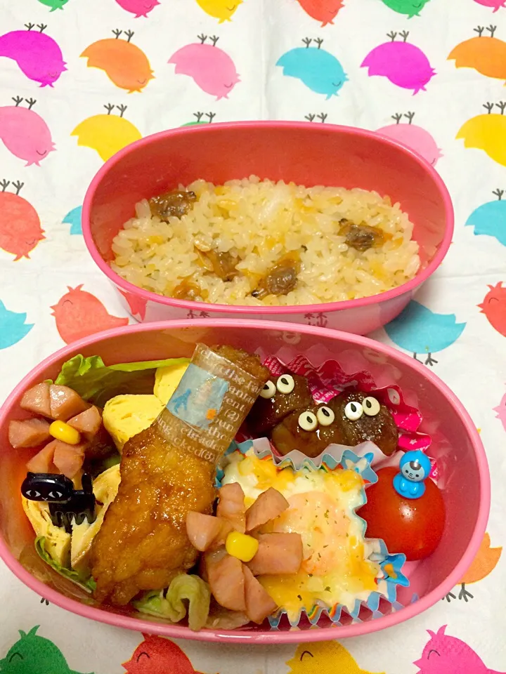 学童弁〜あさりの生姜煮ご飯〜あさりの炊き込みご飯をリクエストされてたけど、ご飯炊いたのがいっぱいあったから、混ぜごはん♬ 朝からあさり煮たぜぇ〜|こむぎさん