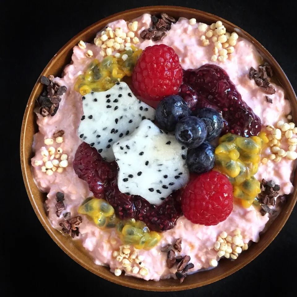 Beetroot oats with toppings|coxiella24さん