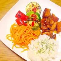 さくちんさんの料理 鶏胸肉のふんわり照り焼き🐔|ぴろろさん