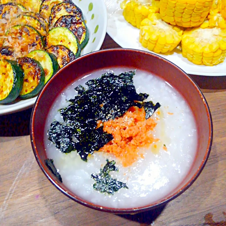 生米から炊いたお粥＆ズッキーニの焼き浸し＆レンチン玉蜀黍|うたかた。さん