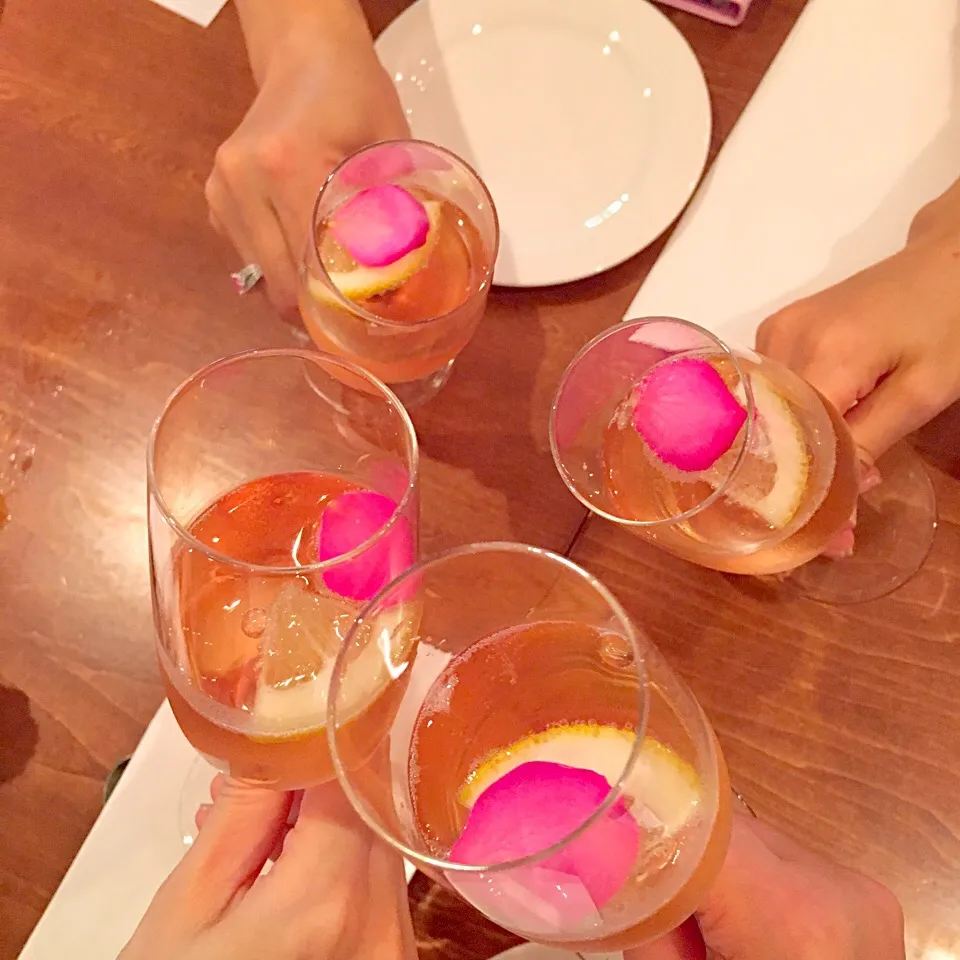 Snapdishの料理写真:乾杯〜🌹|Seikoさん