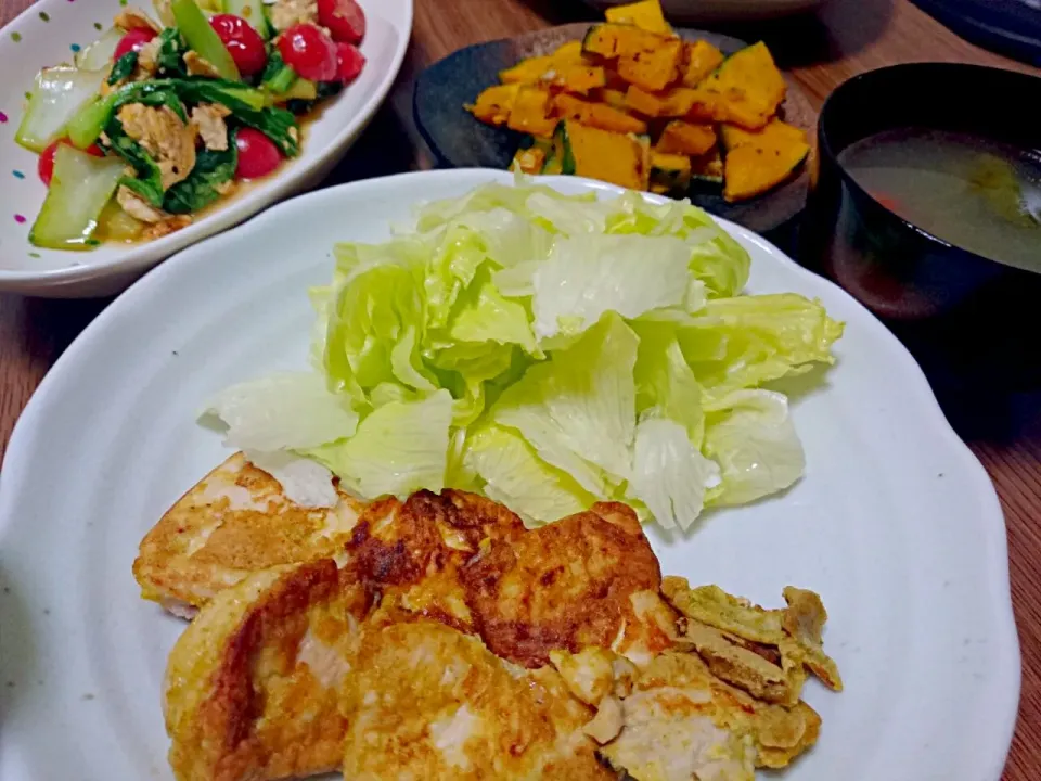 ・鶏胸肉のカレーピカタ
・トマトとチンゲン菜の炒めもの
・南瓜のにんにく炒め
・トマトとオクラのスープ|ようかんさん