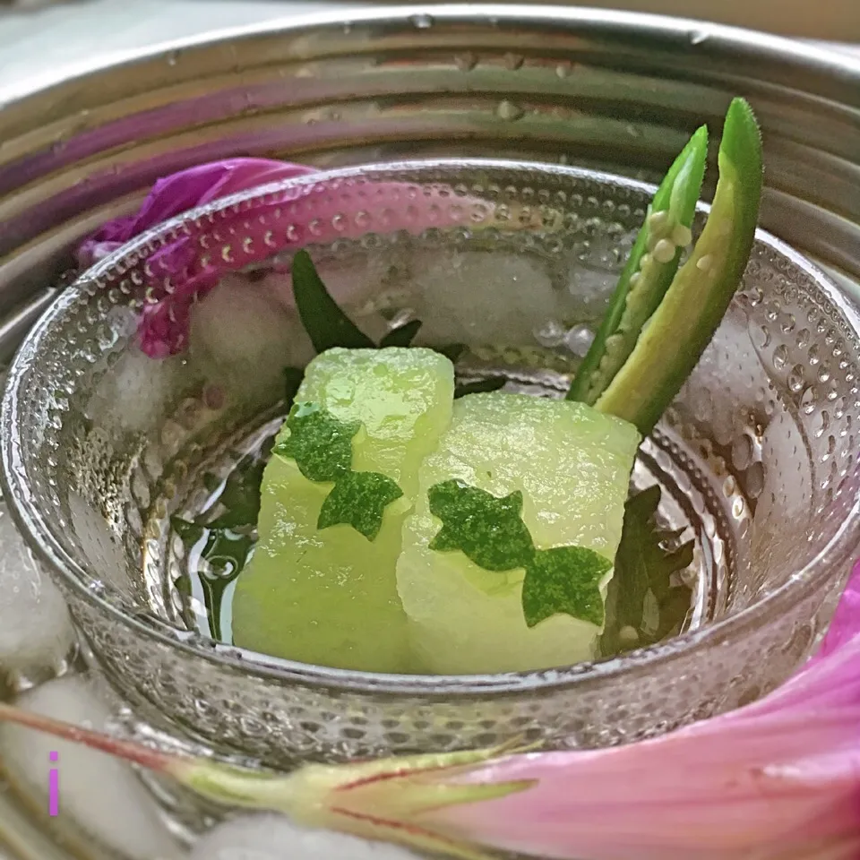 Snapdishの料理写真:冬瓜の冷やし翡翠煮 【Jade greenish winter melon served cool】|izoomさん