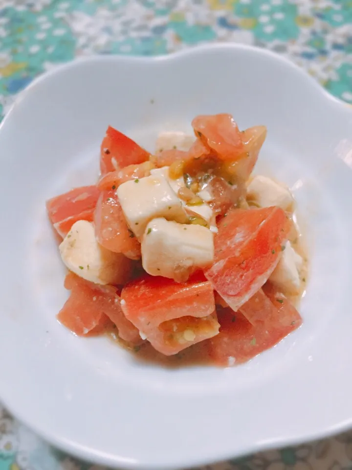 Dinner 8.2
Tomato salad with cream cheese|moonmoonさん