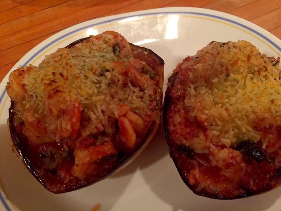 Spaghetti squash stuffed with shrimp and zucchini marinara..|Michele Fortunatiさん