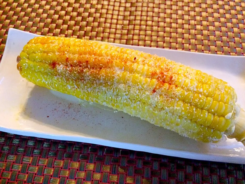 Elotes Callejeros🌽ｴﾛﾃ･ｶﾚｼﾞｪﾛｽ<ﾒｷｼｶﾝ焼きﾄｳﾓﾛｺｼ>street style Mexican corn|🌈Ami🍻さん