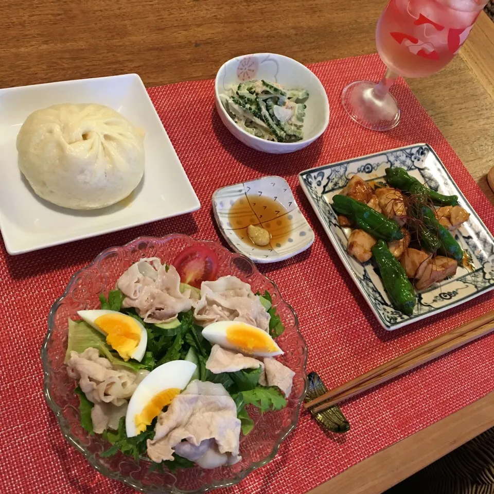 鶏もも肉とししとうのコチュジャン炒め 冷しゃぶサラダ ゴーヤとツナのマヨサラダ 豚まん|𓇼 Ⓢ Ⓗ Ⓘ Ⓝ Ⓞ Ⓑ Ⓤ 𓇼さん