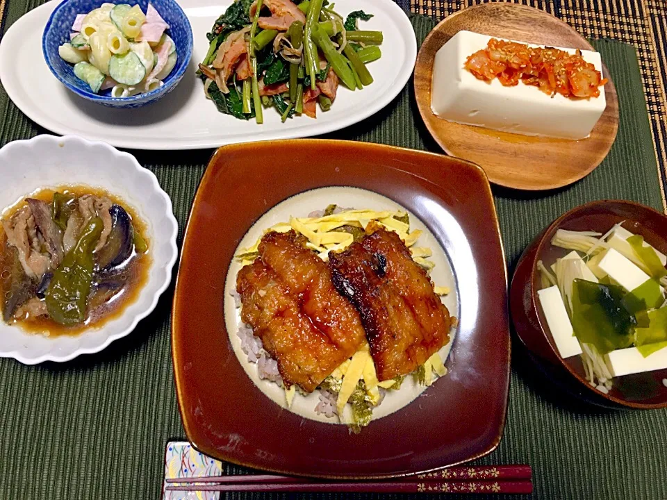 さんまの蒲焼き丼で晩ご飯(๑˙³˙)و|ともよさん