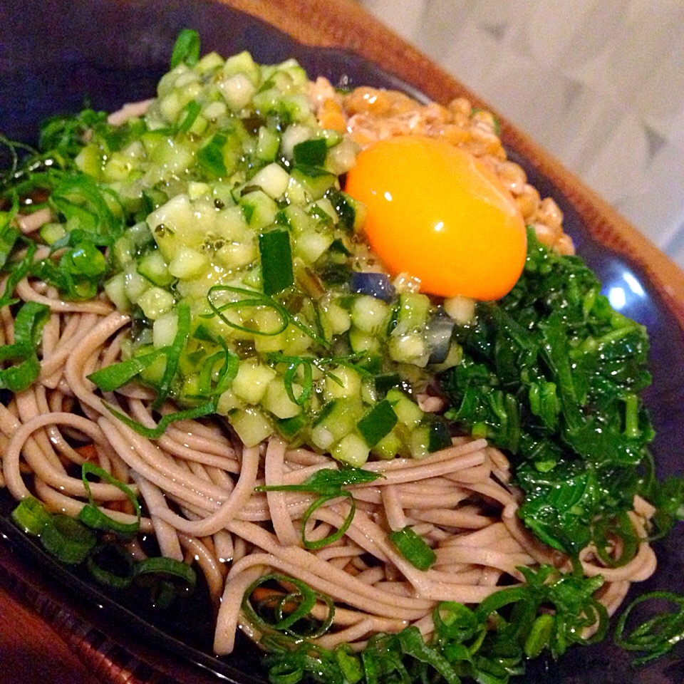 ダイエット夕飯 十割蕎麦にだしとモロヘイヤと納豆ぶっかけ もちろん禁酒禁酒して 夕飯を蕎麦や鍋にするだけですぐ体重落ちるから 普段きっと酒とアテで相当カロリー摂ってるんだろうな アイ Snapdish スナップディッシュ Id Kbuzsa