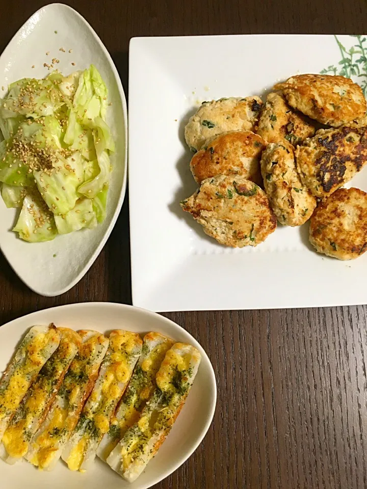 8月2日夕飯 豆腐とひき肉のシソとネギのつくね ちくわ焼き 牛角キャベツ風|やすこさん