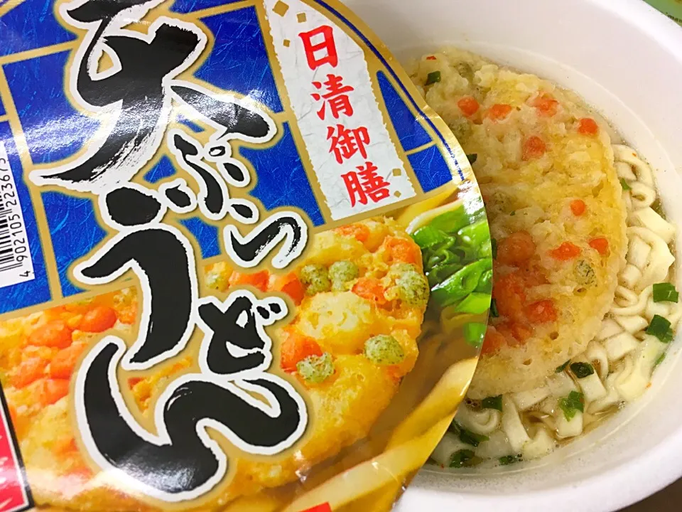 カップ麺で簡単に|はっちぃさん