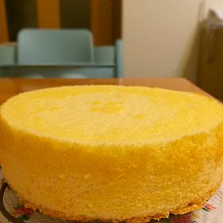 感動のふわふわジェノワーズ 赤ちゃんの肌 のレシピです 巨大ケーキはこれの丸々 倍で作ってます Chef 中川浩行 Snapdish スナップディッシュ Id 9yiiwa