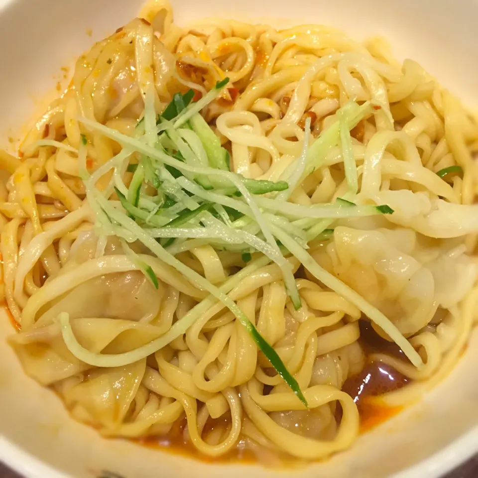 Spicy noodle with dumpling|liliさん