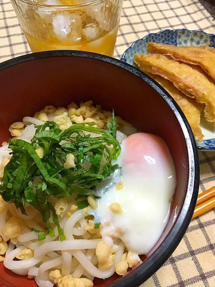 Snapdishの料理写真:冷しおろしうどん&揚げハムチーズ|みんみんさん