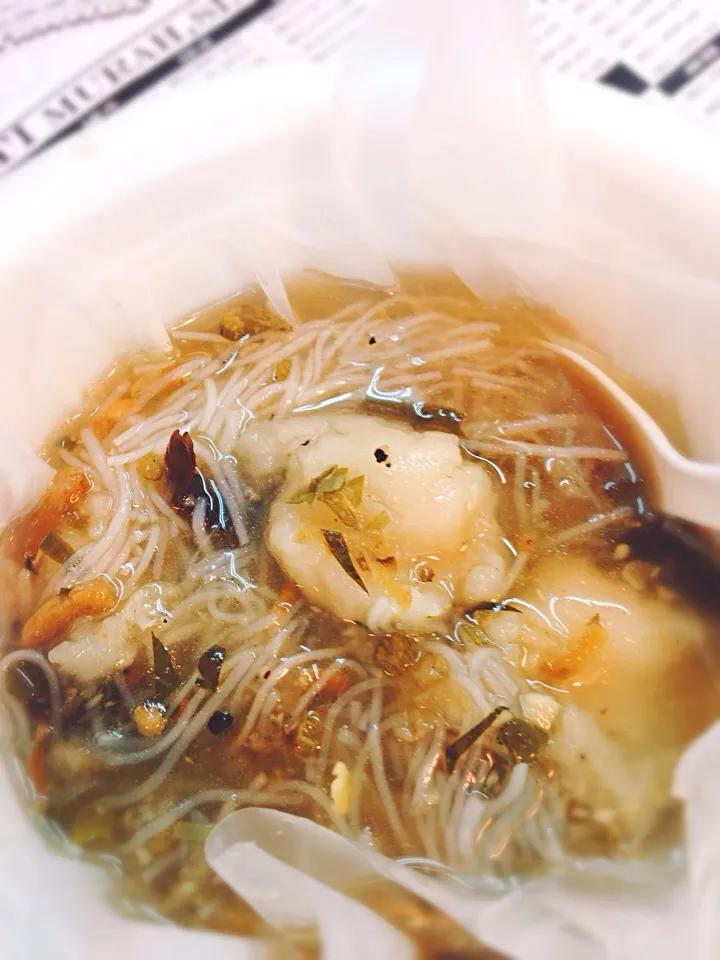 Snapdishの料理写真:Tekwan
- Palembang signature dish -
- fish cake soup -|David Oen Oentoroさん