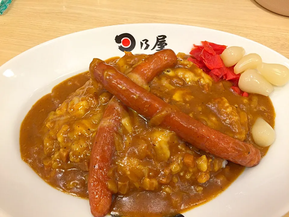 ウインナーカレーにチーズ|マハロ菊池さん