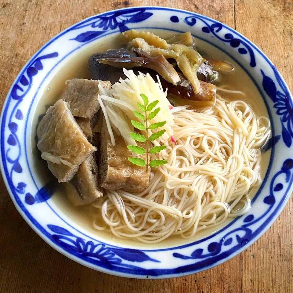 夏休みの昼食♬|Yoshinobu Nakagawaさん