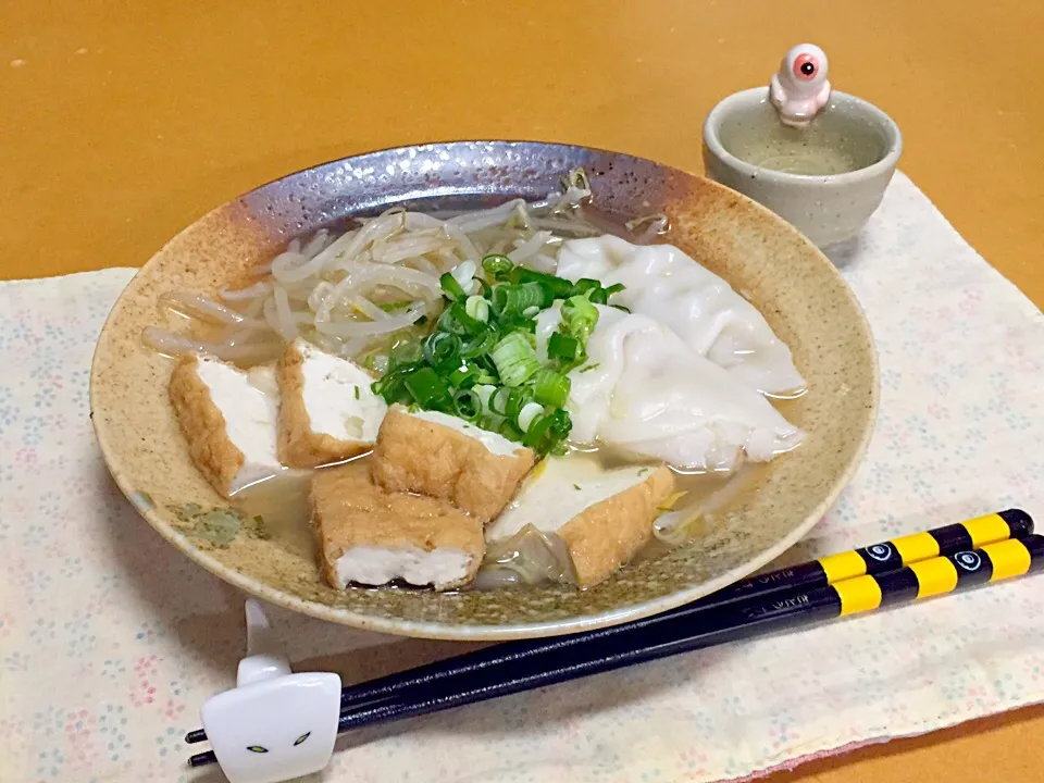 厚揚げと餃子、もやしの中華スープ!  (^-^)|Kei Satoさん