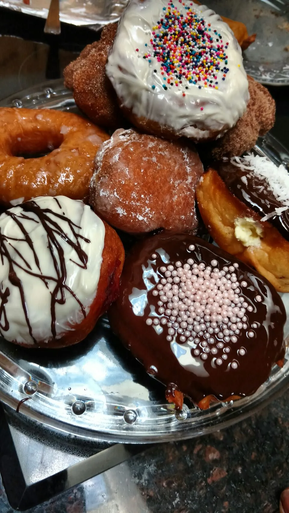 Homemade mouth watering doughnuts|paulaさん