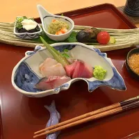 Snapdishの料理写真:前菜と刺身|シゲさん