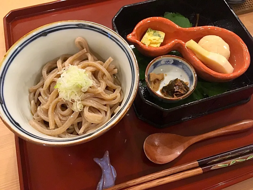 Snapdishの料理写真:幻の小麦、伊賀筑後オレゴンを使ったうどん|シゲさん