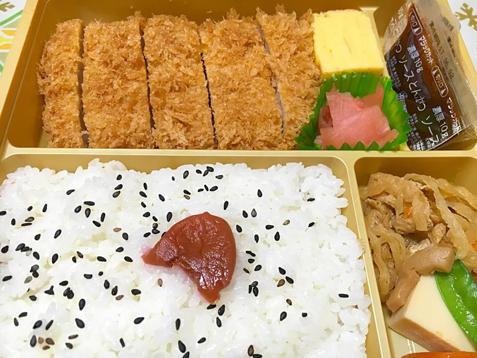 Snapdishの料理写真:まい泉  やわらかヒレかつ弁当🍱|ゆうじ.さん