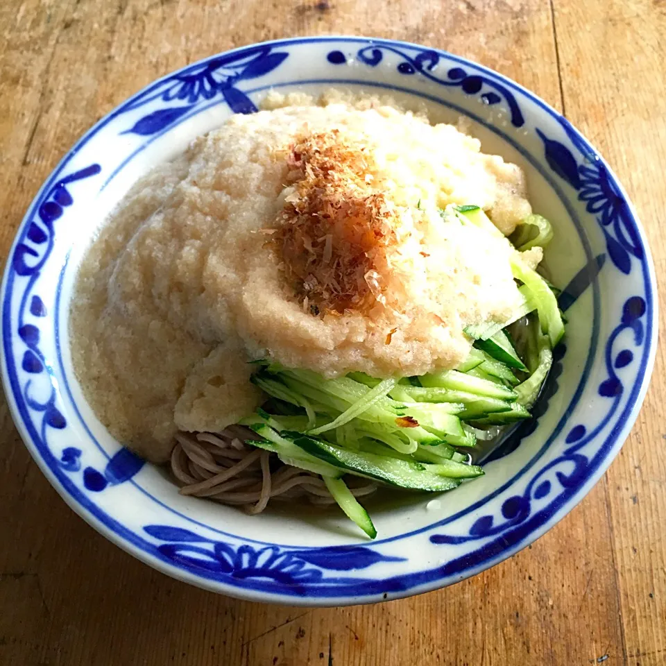 夏休みの昼食‼︎|Yoshinobu Nakagawaさん