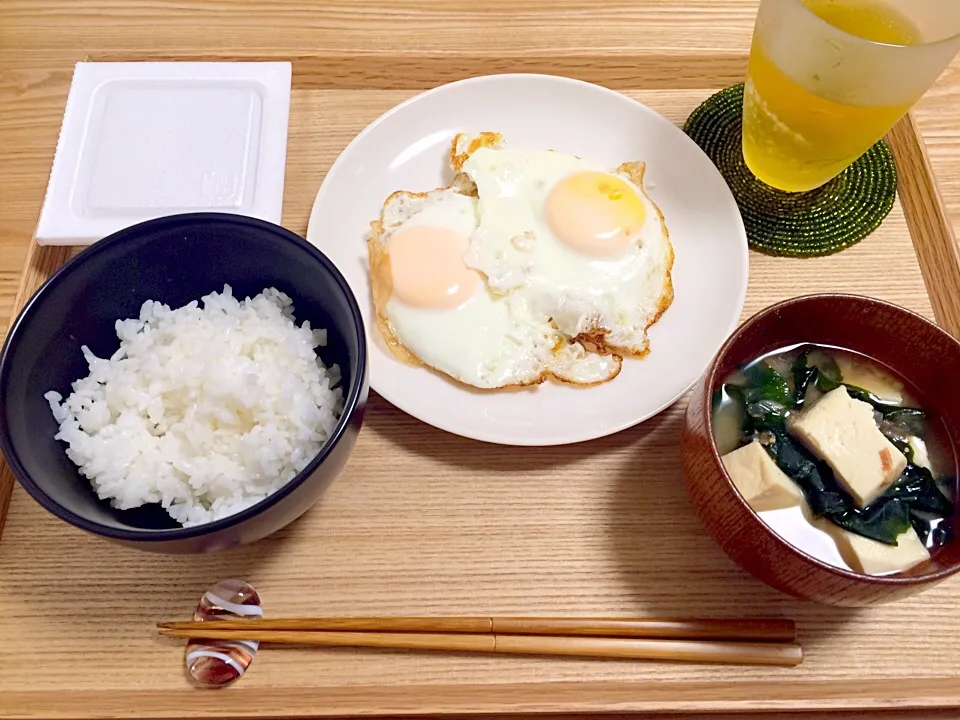 不束者の嫁ですか朝定食|まろぬこさん