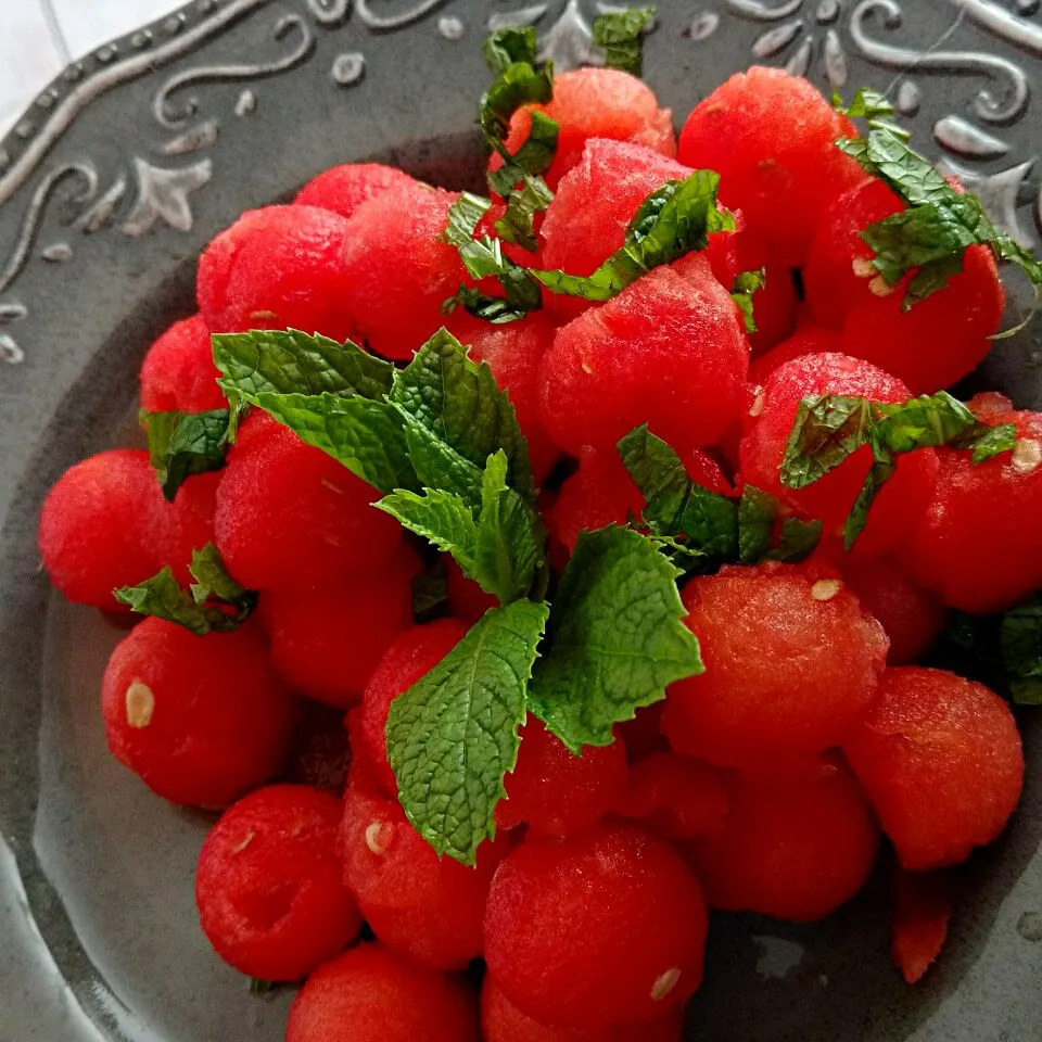 Homemade watermelon mint salad|paulaさん