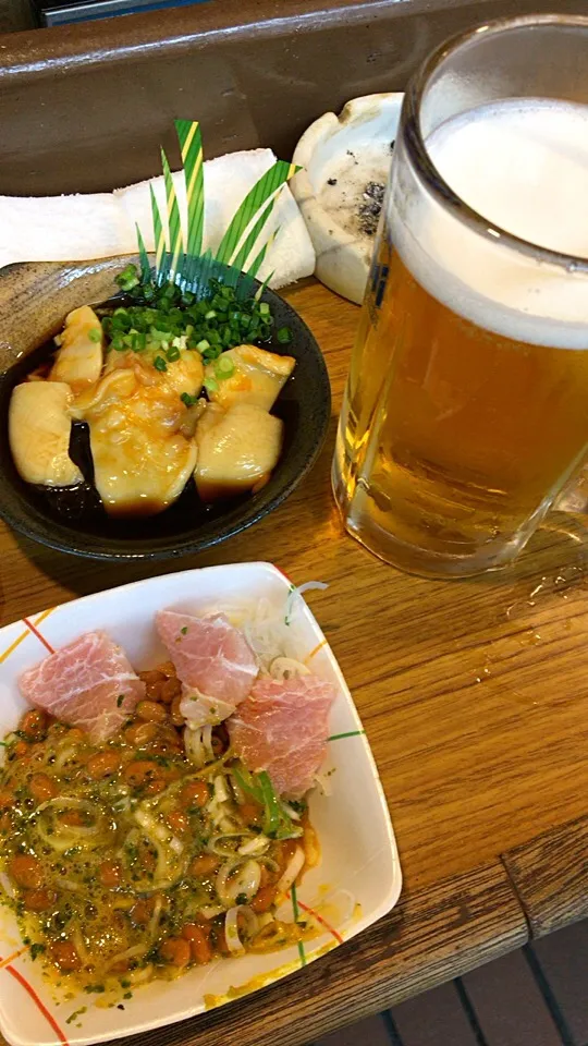 Snapdishの料理写真:桜木町 石松 ＠ 鮪納豆とホヤで🍺|Minor.SSKさん