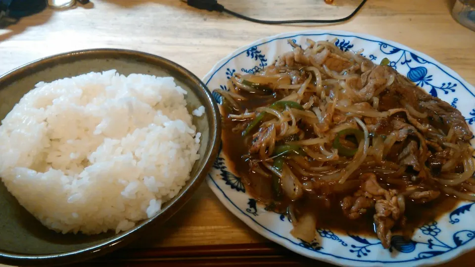 Snapdishの料理写真:野菜炒め(大盛り)
ご飯|ざきさん