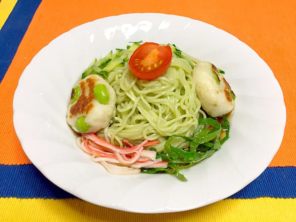 オリーブそうめん！
はんぺんチーズ枝豆ハンバーグ？
のっけ(^^;;|Yukihiko Ishidaさん