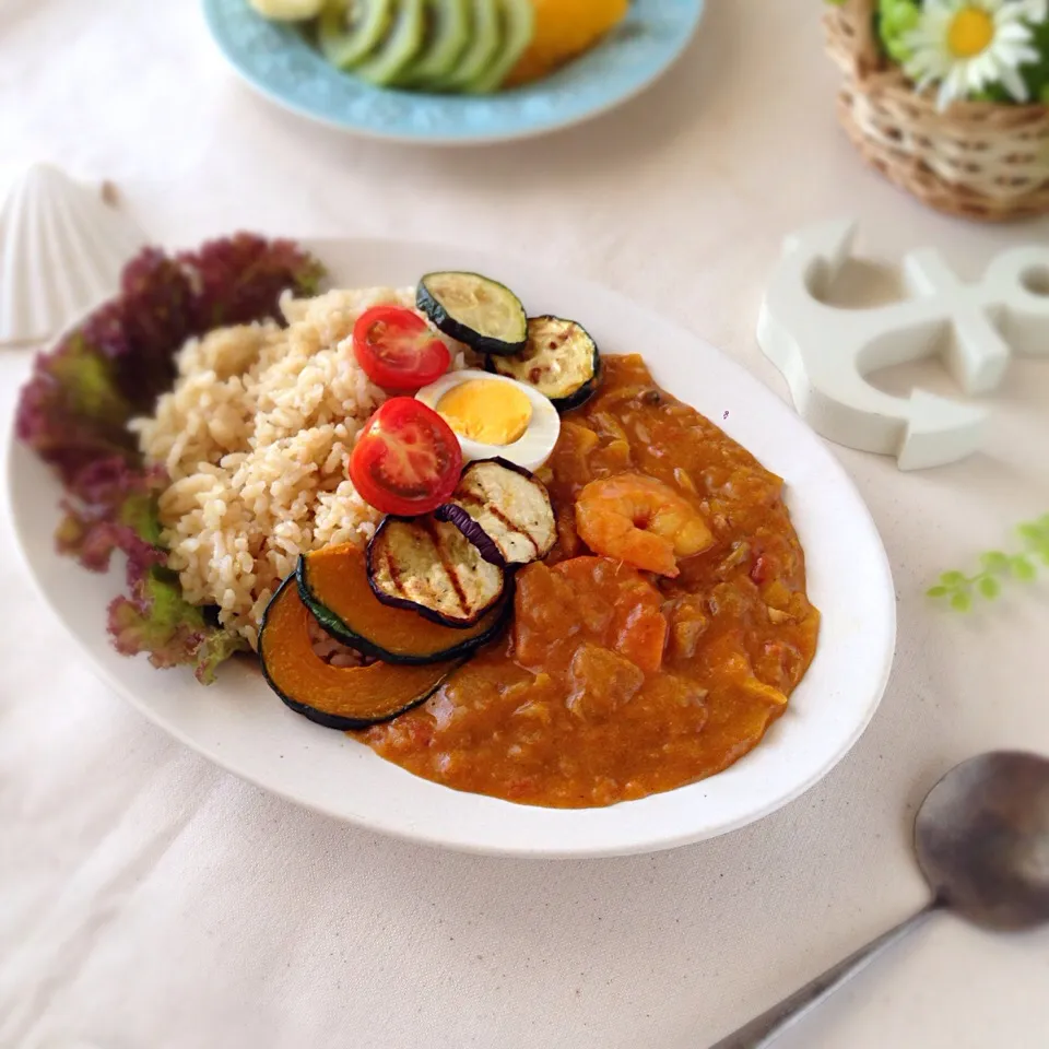 カレー粉から作る夏野菜のシーフードカレー|なほさん