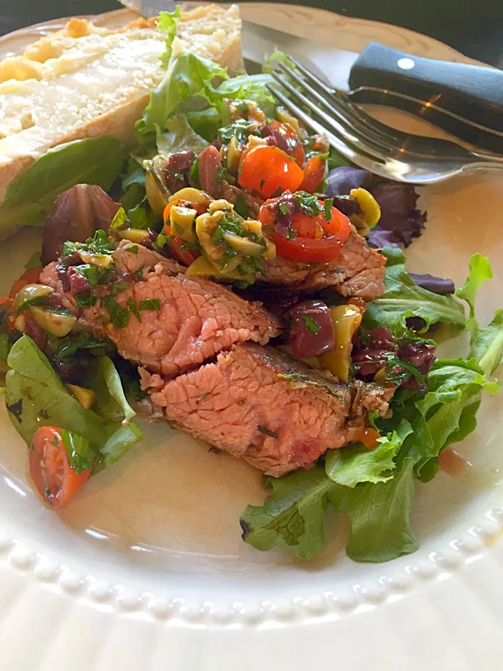 Herb Crusted Flank Steak with Tomato-Olive Relish|K Goodnessさん