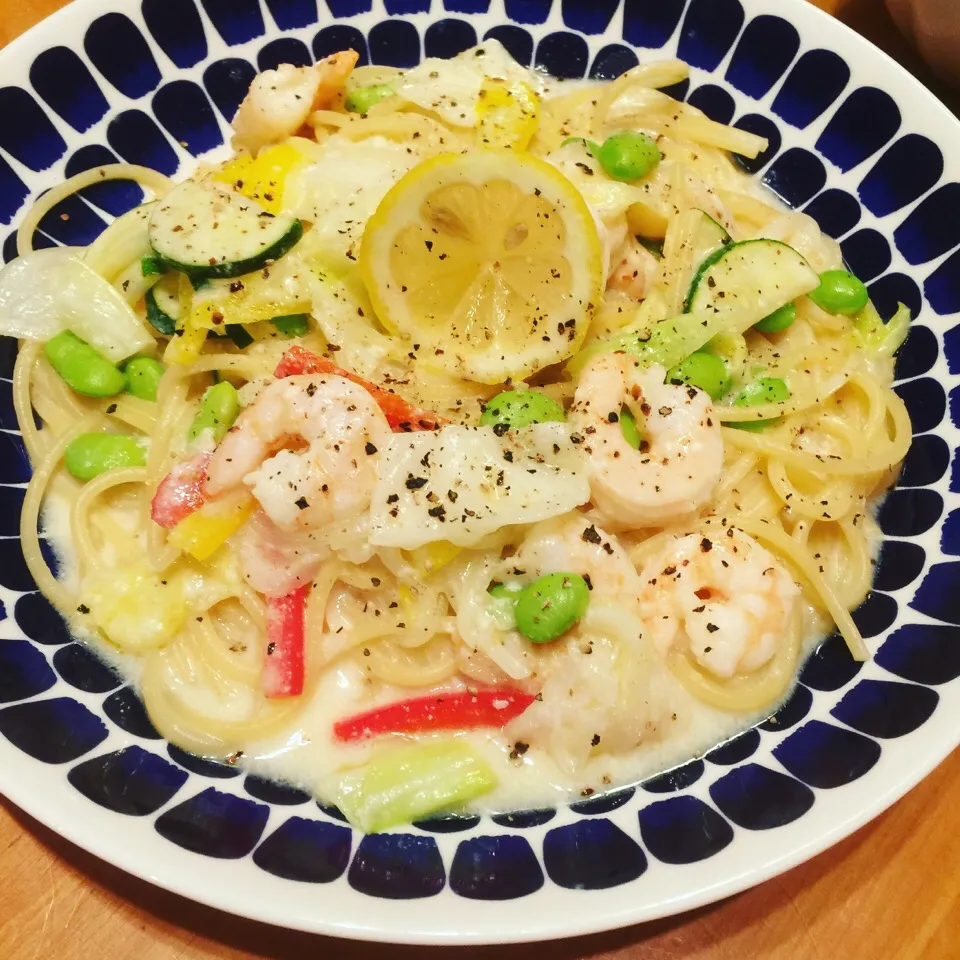 Snapdishの料理写真:レモンクリームパスタ|samanthaさん