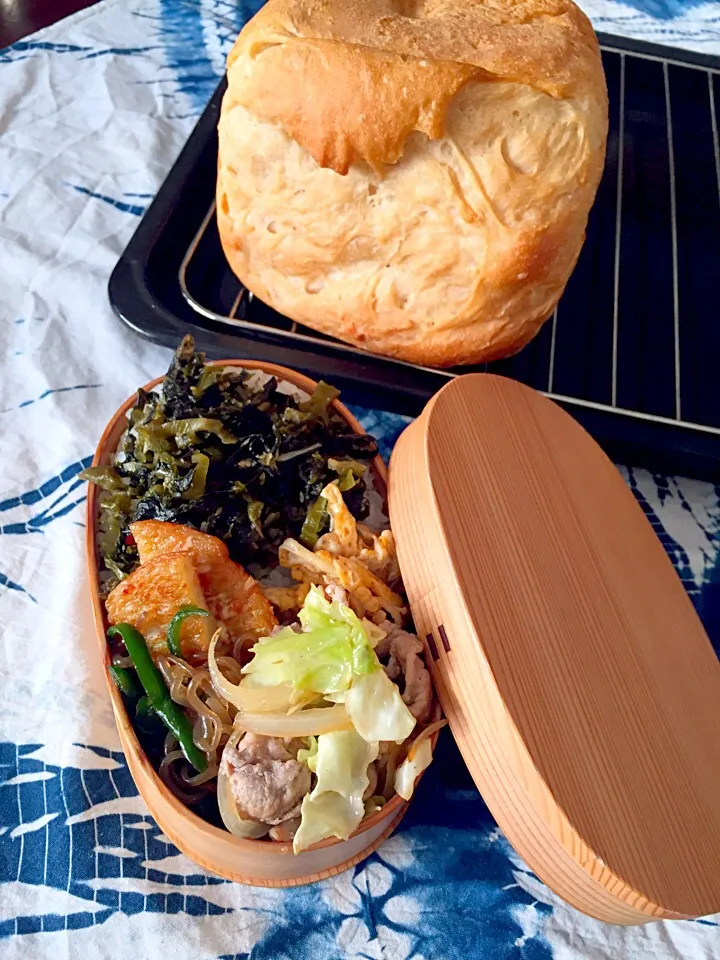 Snapdishの料理写真:朝焼き食パンとお弁当ꉂꉂƱʊ꒰>ꈊ<ૢ꒱❣❣|さくたえさん