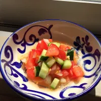 Snapdishの料理写真:くららさんの料理 スプーンで食べる‼夏のトマト🍅ときゅうりのサラダ⭐|なおさん