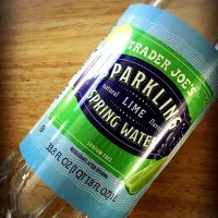 [ My FAV ] Trader Joe's Sparkling spring water Lime|りささん