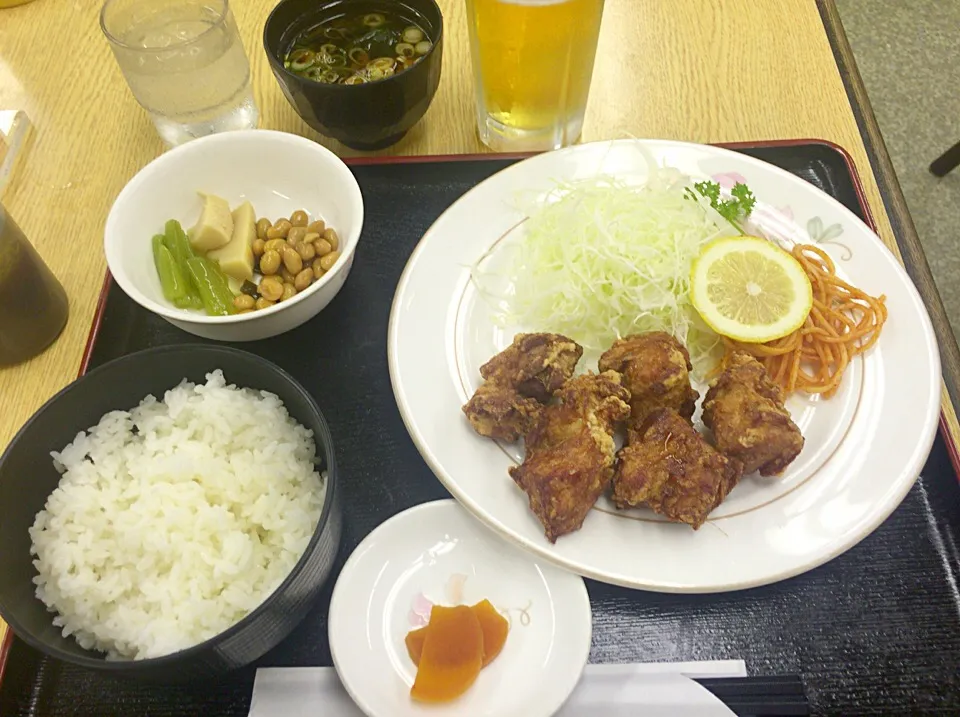 Snapdishの料理写真:【競輪場メシ】名古屋競輪場の唐揚げ定食|あつしさん