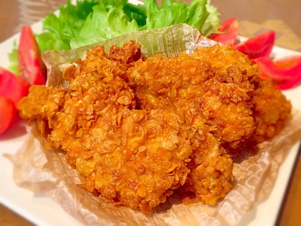 リピ♡sakurakoちゃんの料理 バリバリ雷チキン！～鳥むね肉のカレー味コーンフレーク揚げ～|あゆさん