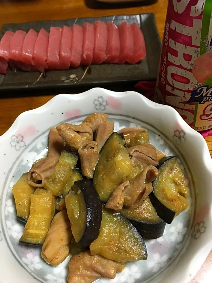 ホルモンと茄子の味噌炒め
本マグロ刺身|Miekoさん