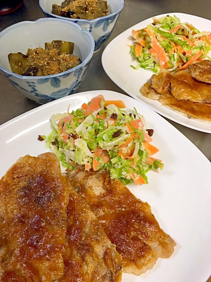 鶏の味噌マヨグリル
白菜と人参とレーズンのコールスロー
茄子の胡麻煮|youさん