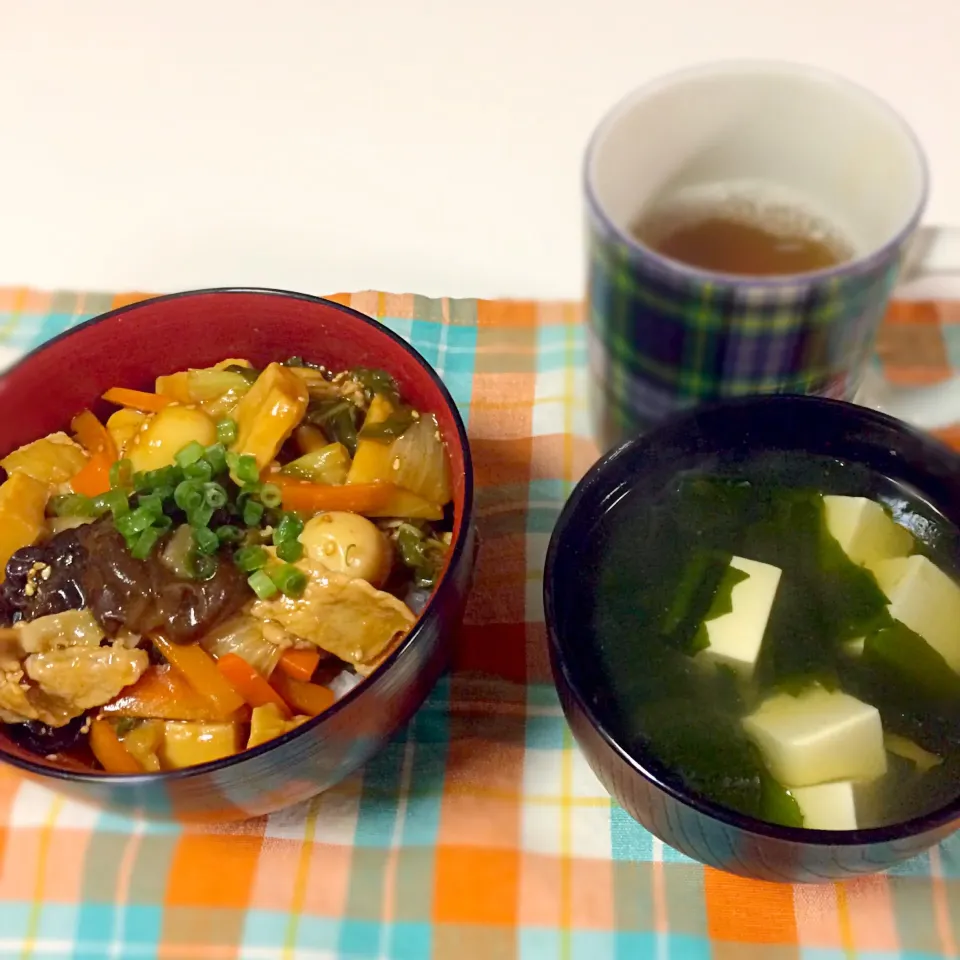 ・中華丼 ・豆腐とわかめのお吸い物|chocolatさん