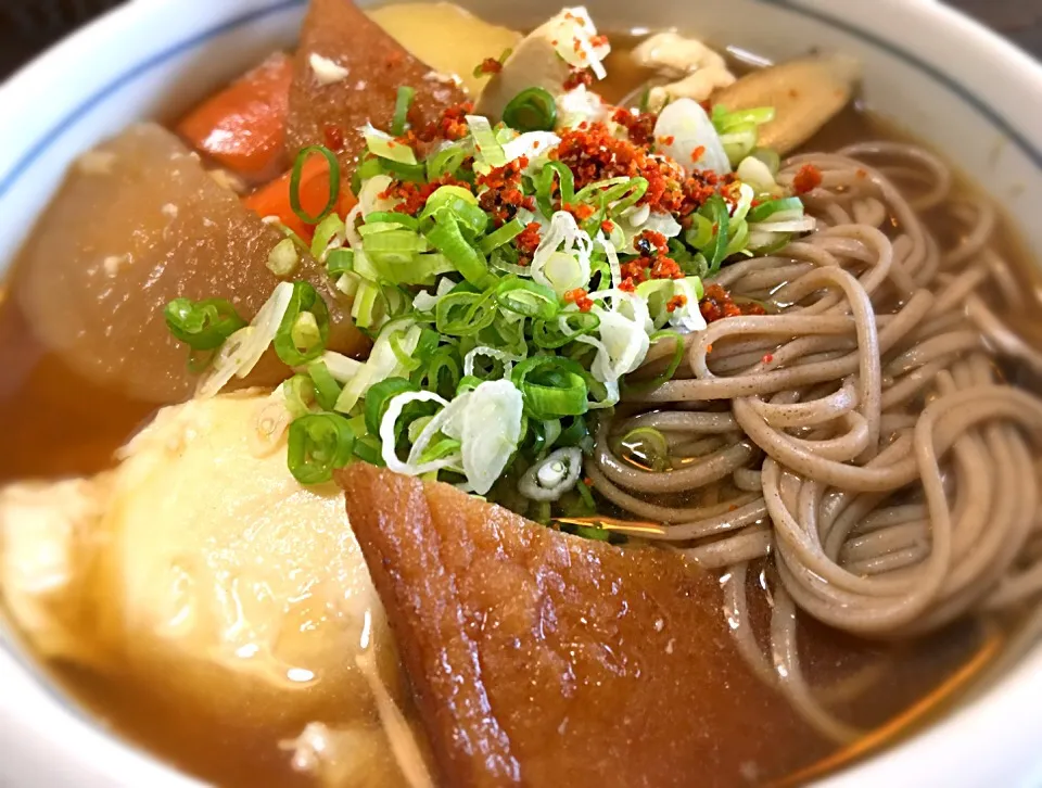 おでん具材リメイクした
 ケンミンショーの
「けんちん蕎麦」|muutさん