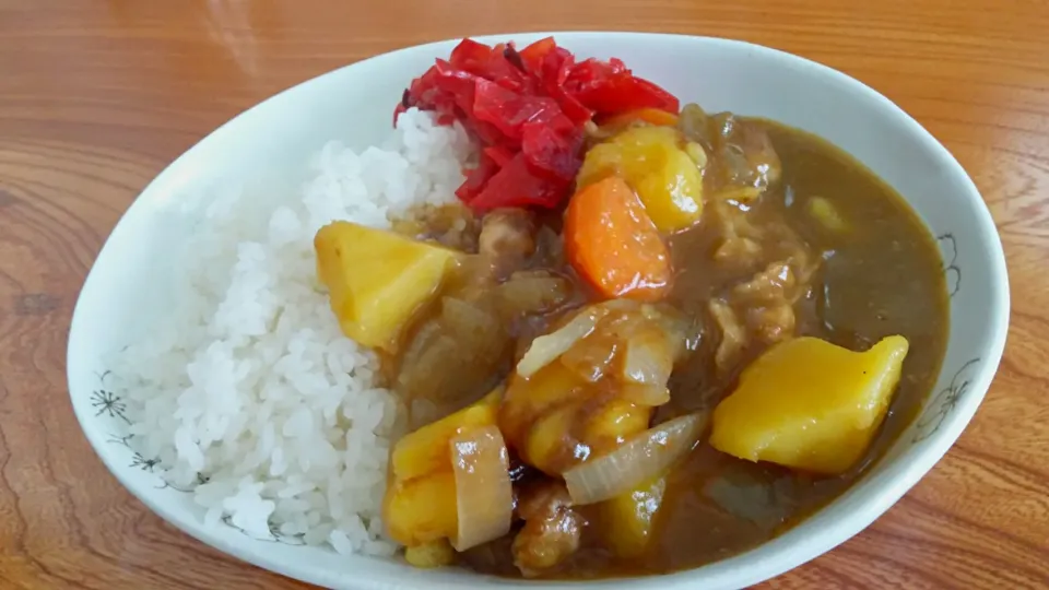 夏はやっぱり
カレー🍛|あぁちゃんさん