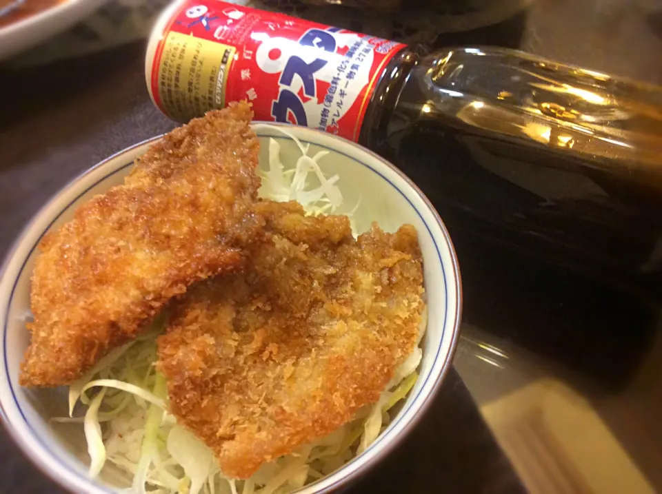 ソースカツ丼😋(イカリウスターソース)|アライさんさん