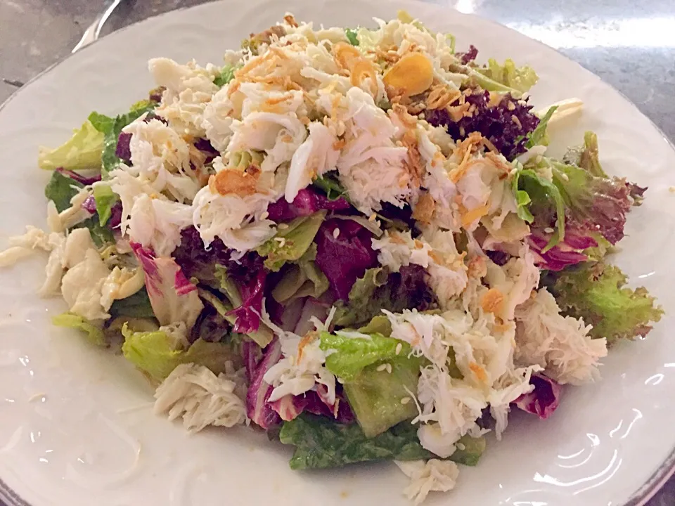 Crabmeat & mixed vegetables salad - peanut sesame dressing|Sky Blueさん