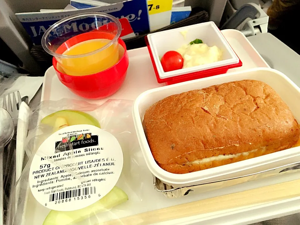 JAL 機内食 朝食|Ａｋａｒｉ♡さん